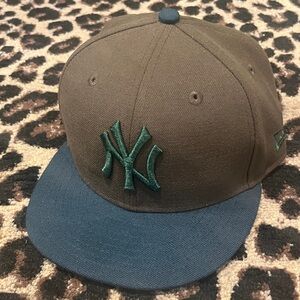 New Era NY Yankees Snapback Hat YOUTH